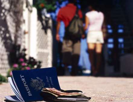 mat ho chieu lam the nao 2 - Làm thế nào khi mất hộ chiếu trong lúc đi du lịch nước ngoài?