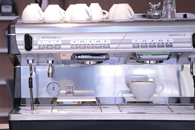May pha ca phe hieu suat cao - Các loại máy pha cà phê dành cho kinh doanh vừa và lớn